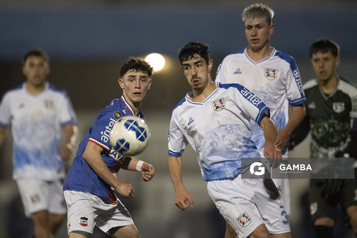 Joaquín Melgar, de Lavalleja. Thiago García, de Zona Oeste. 3ª Campeonato de Selecciones Sub 20 Masculina.