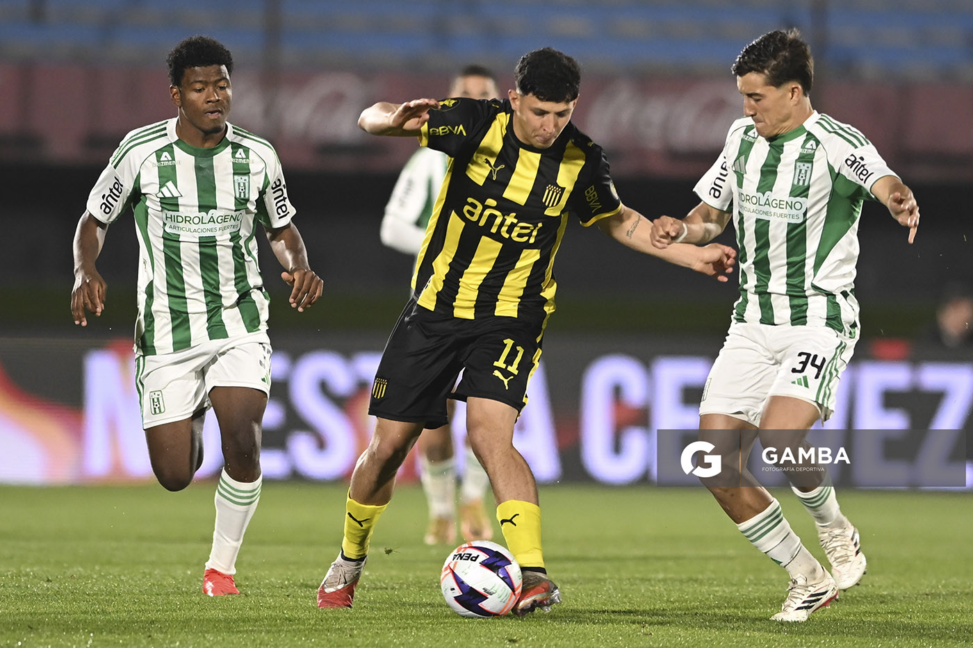Cristian Leonel Jaime, de Peñarol, Liga AUF Uruguaya. Estadio Centenario.