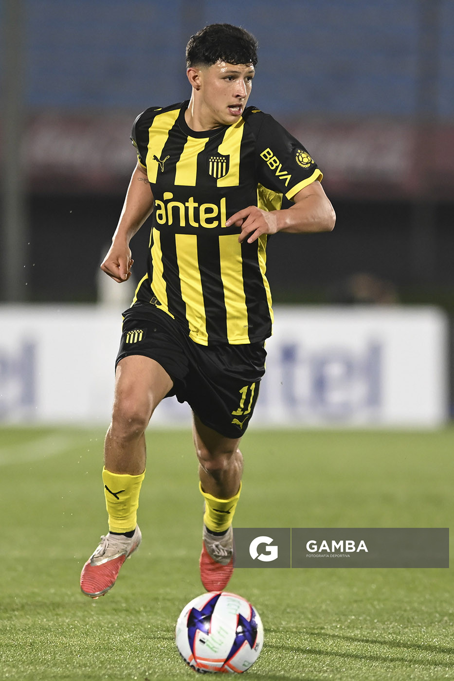 Cristian Leonel Jaime, de Peñarol, Liga AUF Uruguaya. Estadio Centenario.