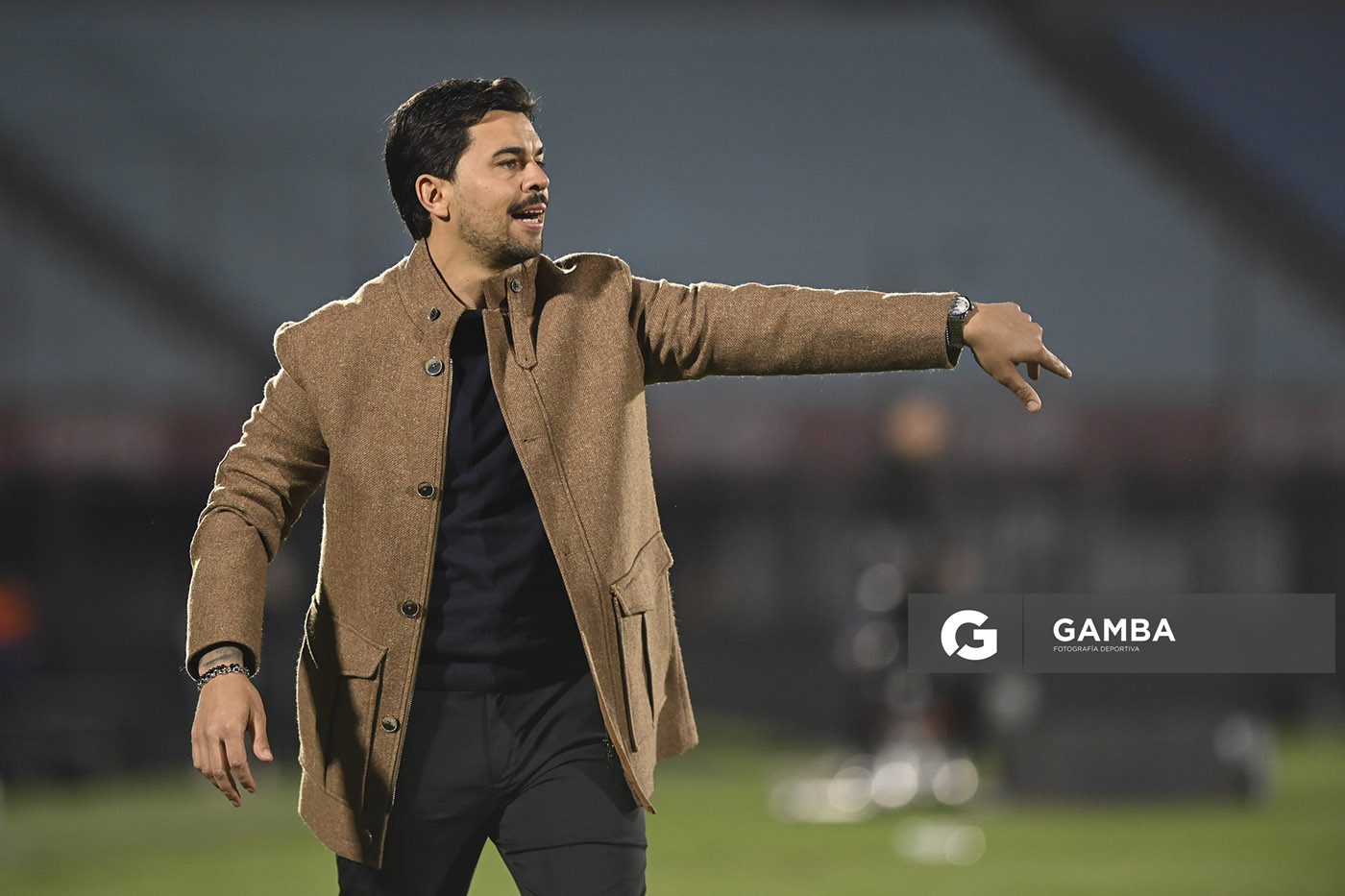 Cristian Chambian, director técnico de Racing, Liga AUF Uruguaya. Estadio Centenario.