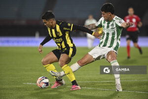 Matías Arezo, de Peñarol, Liga AUF Uruguaya. Estadio Centenario.