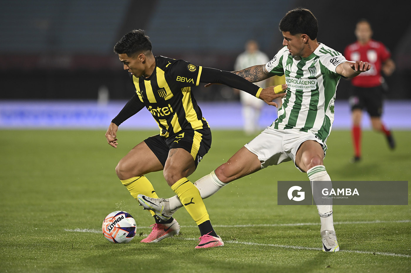 Matías Arezo, de Peñarol, Liga AUF Uruguaya. Estadio Centenario.
