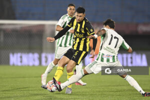 Lucas Ferreira, de Peñarol, Liga AUF Uruguaya. Estadio Centenario.