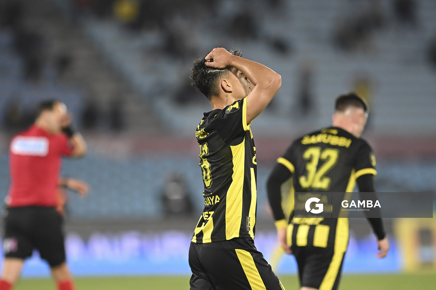 Thiago Espinosa, de Peñarol, Liga AUF Uruguaya. Estadio Centenario.