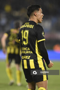 Matías Arezo, de Peñarol, Liga AUF Uruguaya. Estadio Centenario.