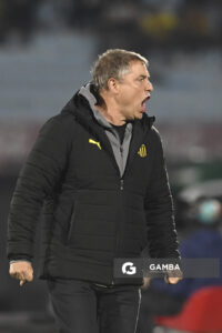 Diego Aguirre, director técnico de Peñarol, Liga AUF Uruguaya. Estadio Centenario.