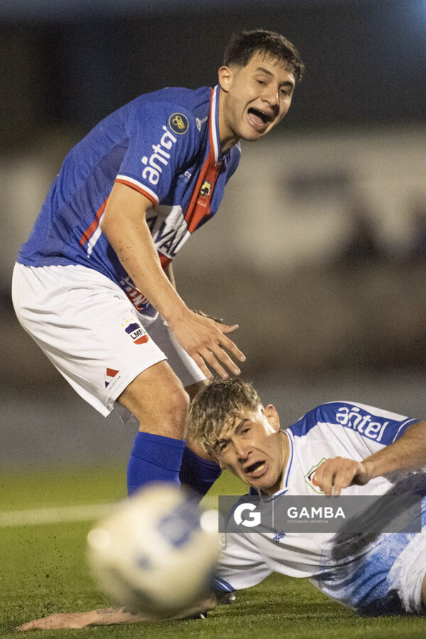 Axel Suárez, de Zona Oeste. Ignacio Blanco, de Lavalleja. 3ª Campeonato de Selecciones Sub 20 Masculina.