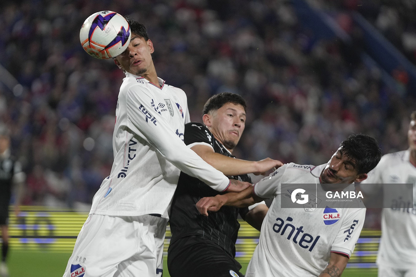 Luciano Rodríguez, de Nacional, Liga AUF Uruguaya. Estadio Gran Parque Central.