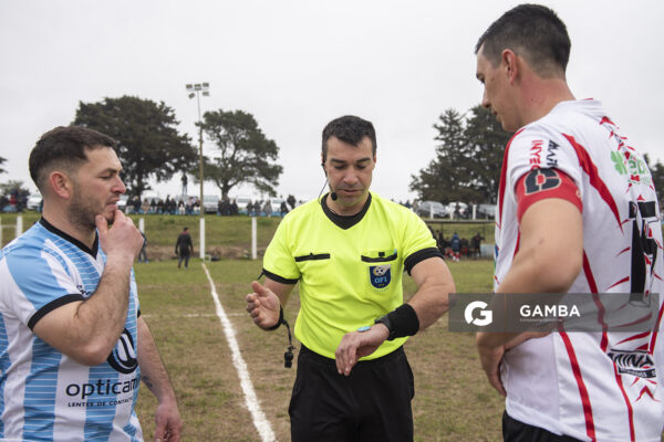 Jhony Pereira, árbitro central, Campeonato Minuano 2026. cancha de Las Delicias.