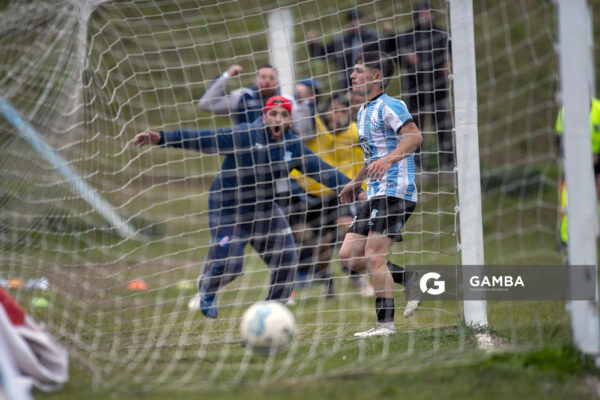 Manuel Cifuentes, de Las Delicias, Campeonato Minuano 2026. cancha de Las Delicias.