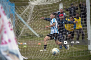 Manuel Cifuentes, de Las Delicias, Campeonato Minuano 2026. cancha de Las Delicias.
