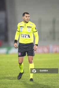 Gustavo Tejera, árbitro central, Liga AUF Uruguaya. Estadio Domingo Burgueño.