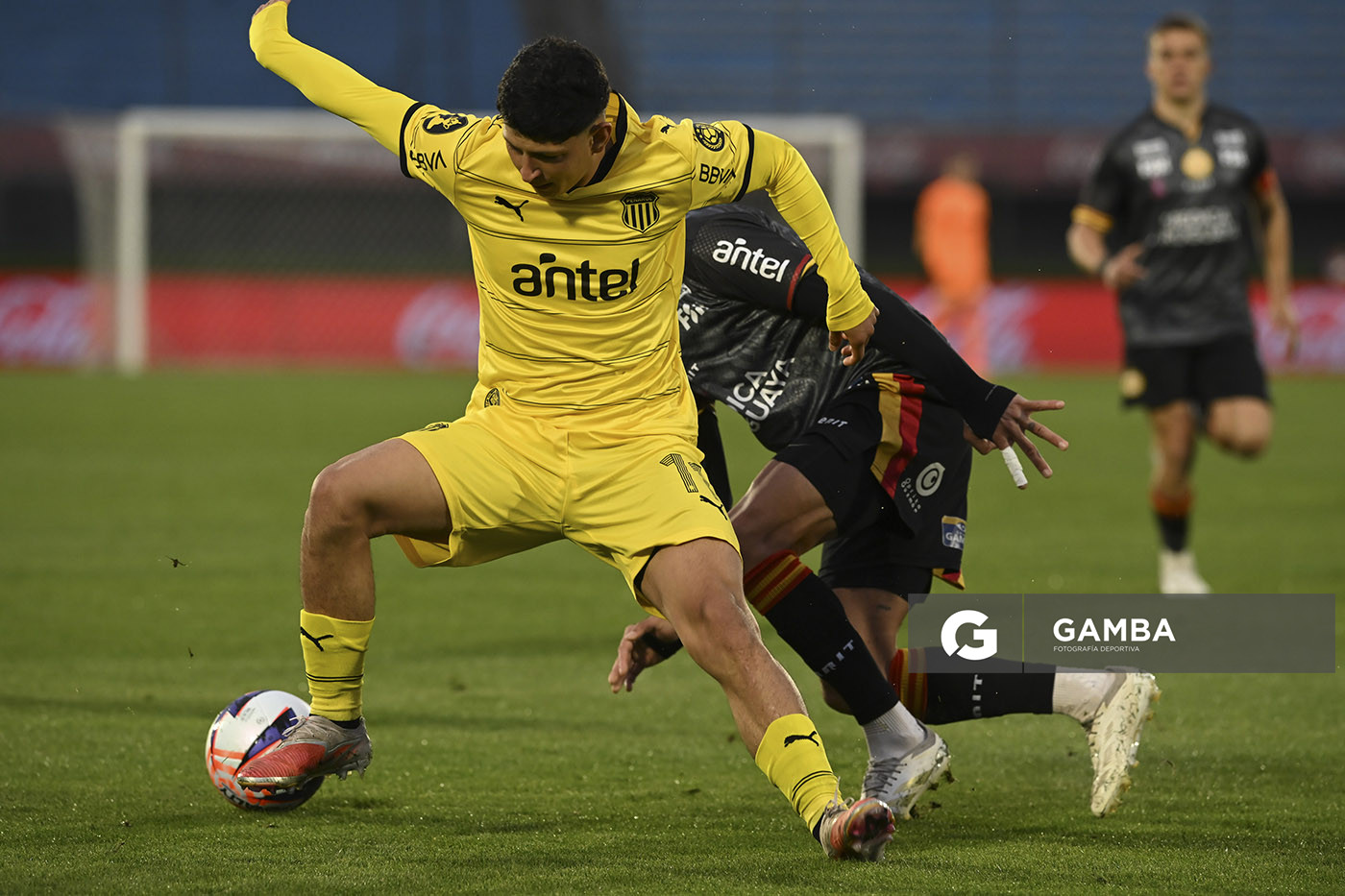 Cristian Leonel Jaime, de Peñarol, Liga AUF Uruguaya. Estadio Centenario.