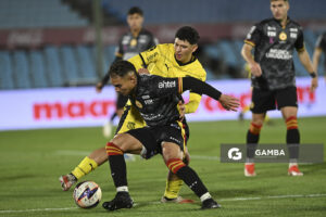 Emiliano Álvarez, de Progreso, Liga AUF Uruguaya. Estadio Centenario.