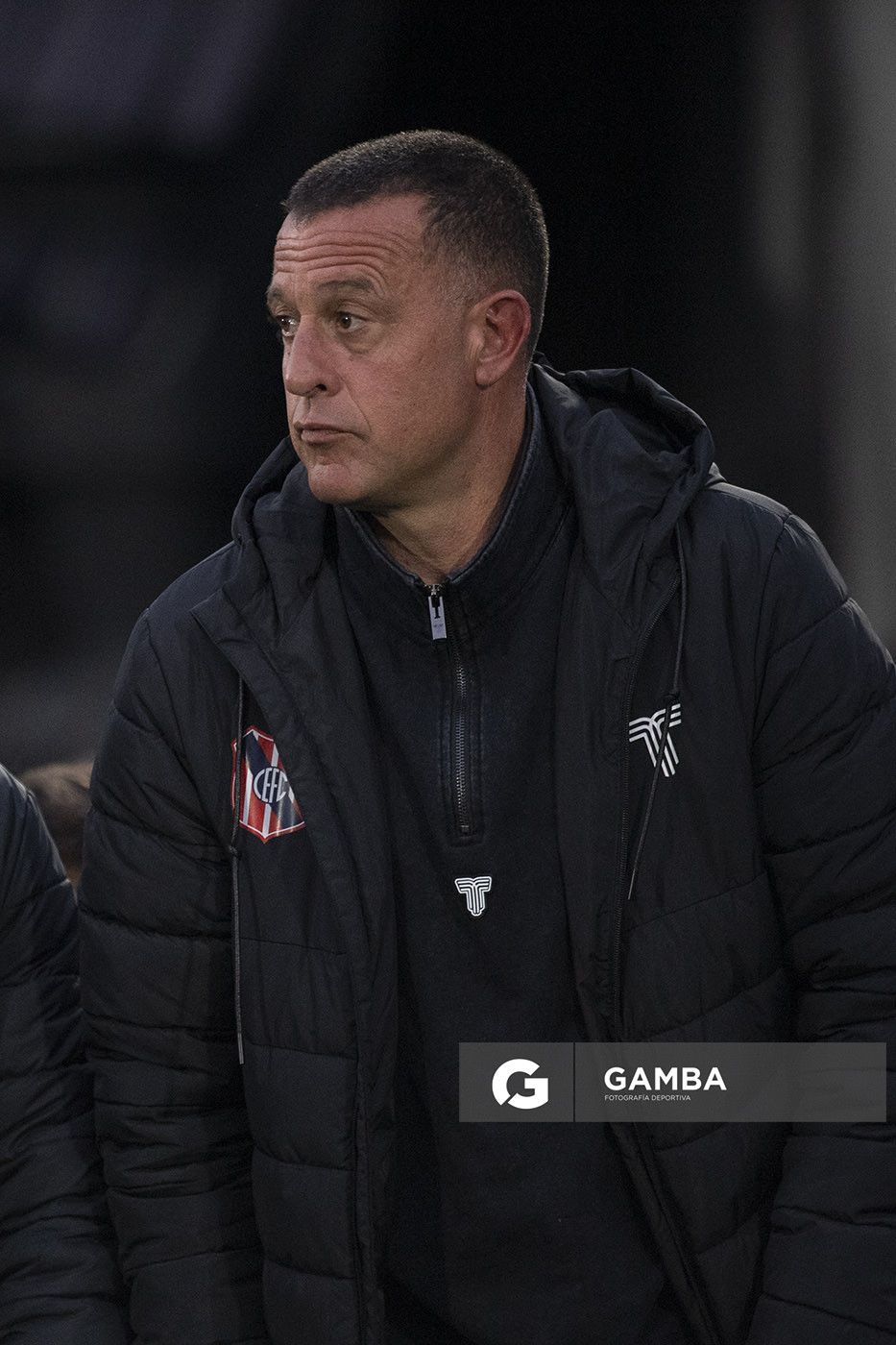 Omar Pérez, asistente técnico de Central Español, Liga AUF Uruguaya. Estadio Centenario.