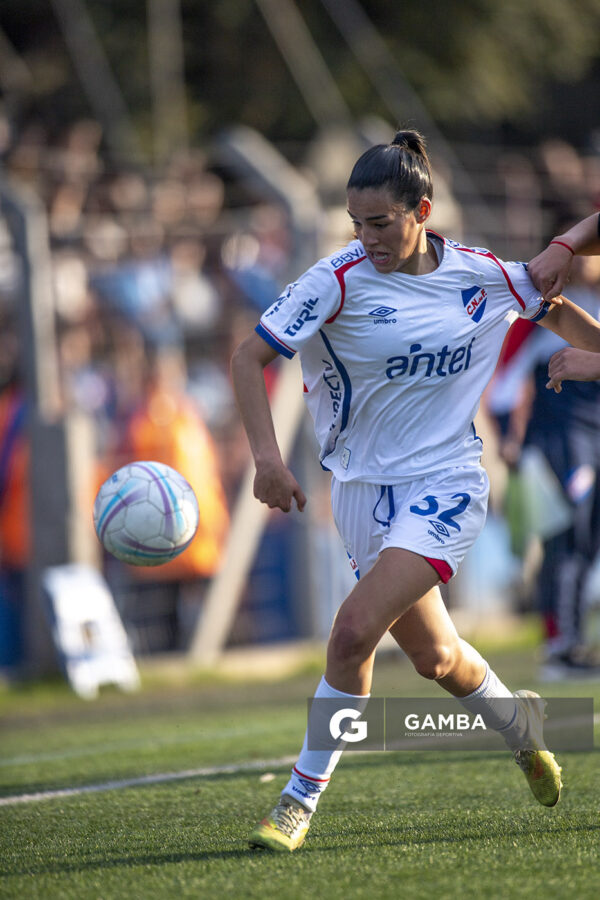 Morena Sellanes, de Nacional, Campeonato Uruguayo Femenino Sub 19. Parque Palermo.