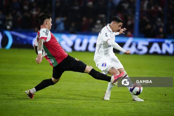 Camilo Cándido, de Nacional, Liga AUF Uruguaya. Estadio Gran Parque Central.