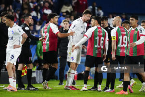 Sebastián Coates, de Nacional, Liga AUF Uruguaya. Estadio Gran Parque Central.