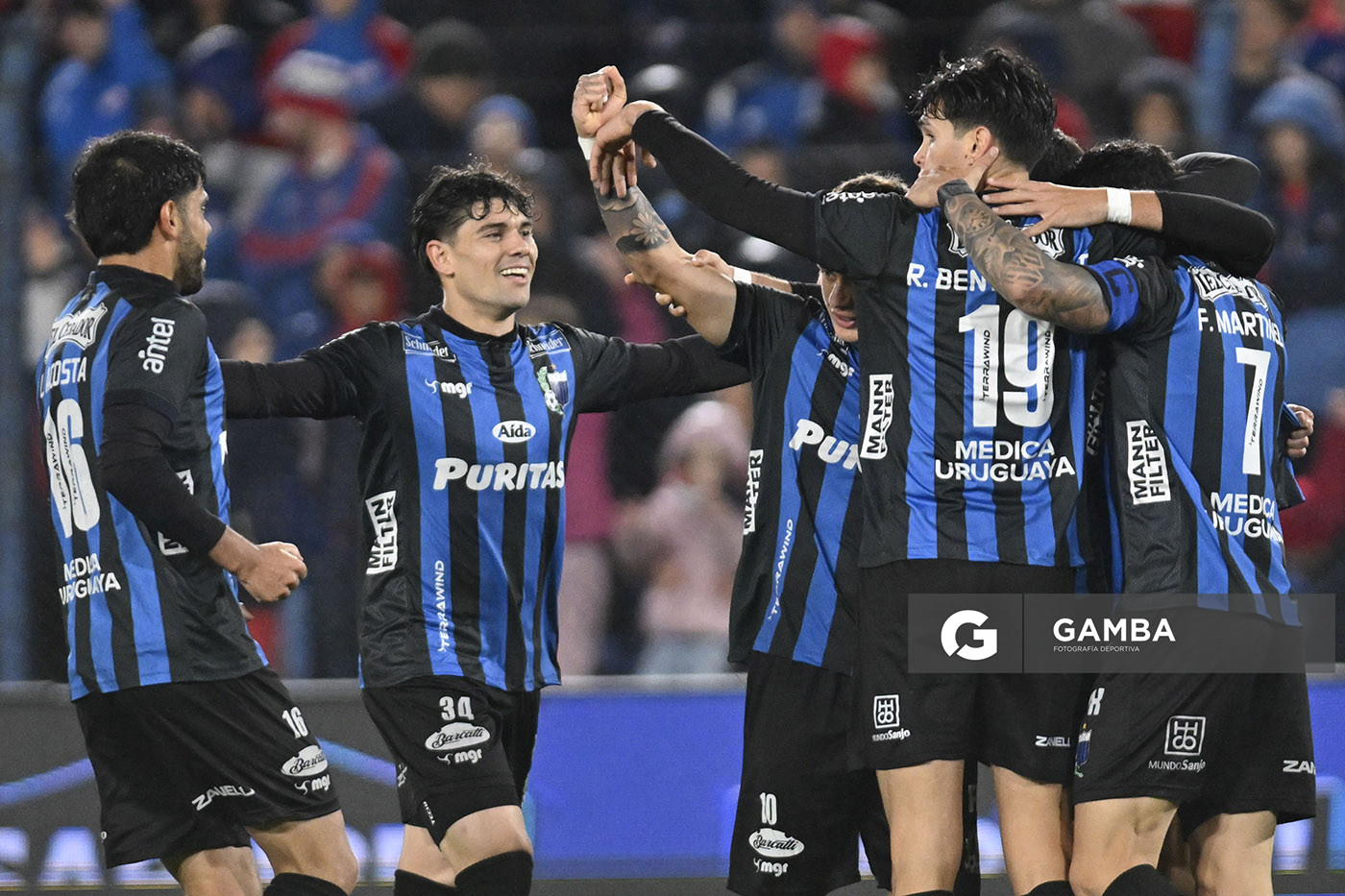 Federico Martínez, de Liverpool, Liga AUF Uruguaya. Estadio Gran Parque Central.