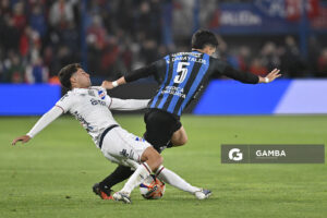 Nicolás Garayalde, de Liverpool, Liga AUF Uruguaya. Estadio Gran Parque Central.