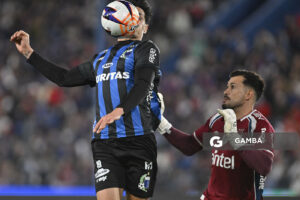 Rúben Bentancourt, de Liverpool, Liga AUF Uruguaya. Estadio Gran Parque Central.