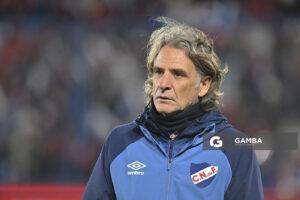 Daniel Carreño, director técnico de Nacional, Liga AUF Uruguaya. Estadio Gran Parque Central.
