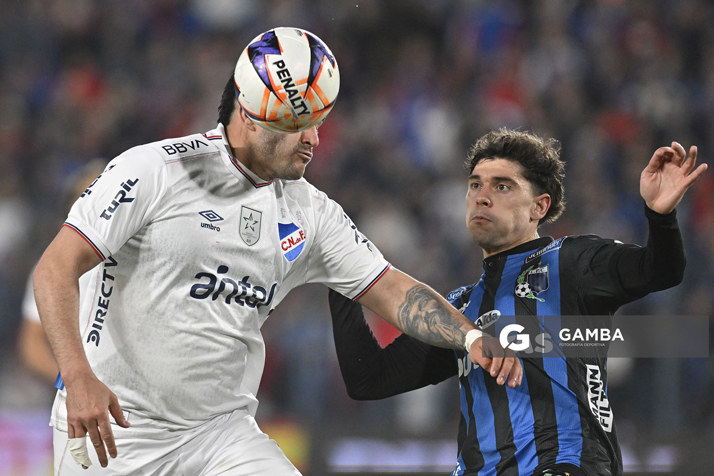 Maximiliano Gómez, de Nacional, Liga AUF Uruguaya. Estadio Gran Parque Central.