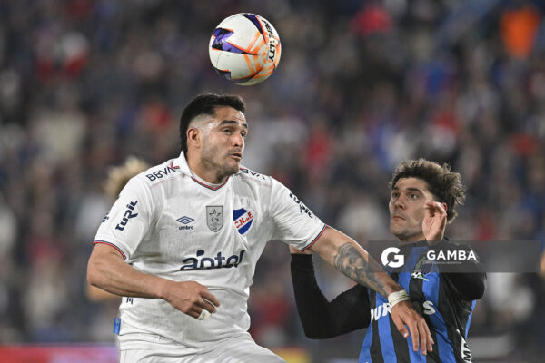 Maximiliano Gómez, de Nacional, Liga AUF Uruguaya. Estadio Gran Parque Central.