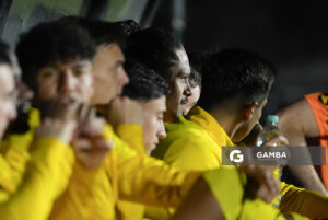 Banco de suplentes de Peñarol. Liga AUF Uruguaya. Estadio Centenario.