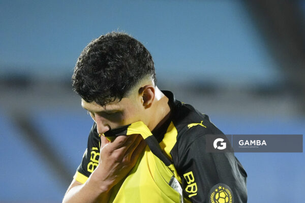 Cristian Leonel Jaime, de Peñarol, Liga AUF Uruguaya. Estadio Centenario.