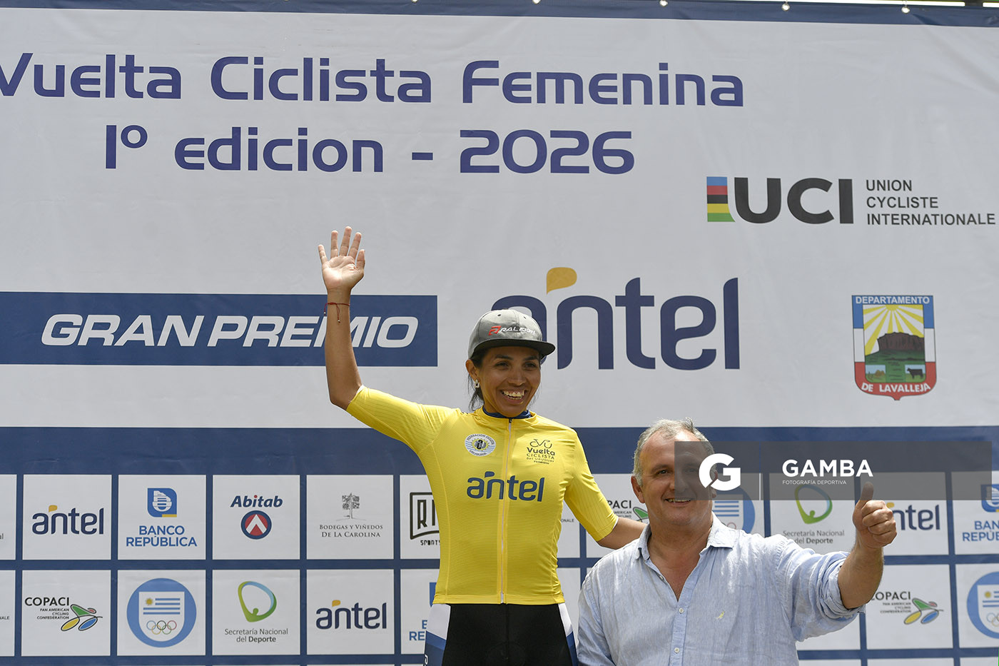 Maribel Aguirre, del Team Raleigh(ARG), malla oro. 1ª Vuelta Ciclista del Uruguay Femenina.