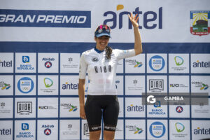 Florencia Revetria, del Armonía Cycles(URU), 1ª Vuelta Ciclista del Uruguay Femenina.